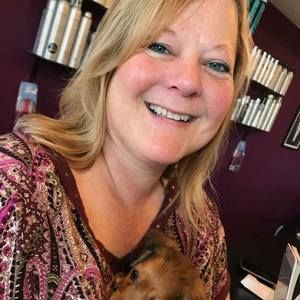 Meet your Posher, Carol